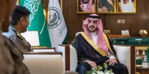 الأمير فيصل بن نواف يلتقي مديري الإدارات الخدمية بمحافظة صوير