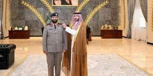 محافظ الطائف يقلّد القحطاني رتبته الجديدة