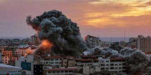استشهاد 16 فلسطينيا بينهم أطفال ونساء في قصف صهيوني على غزة..#خبر_عاجل