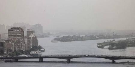العاصفة الترابية تشتد في مصر.. فئات ممنوعة من الخروج اليوم نهائياً وسط تحذيرات عاجلة