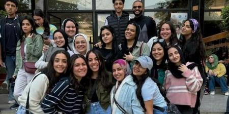 "على الكنبة" مشروع تخرج ل ١٦ طالب بكلية الإعلام جامعة القاهرة