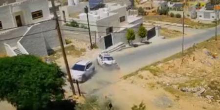 بالفيديو ..  حادث تصادم في منطقة النبي هود بجرش