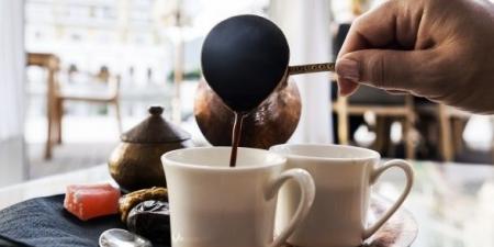 شرب القهوة يقلل خطر الوهن .. دراسة تكشف سر الشباب العضلي في الشيخوخة