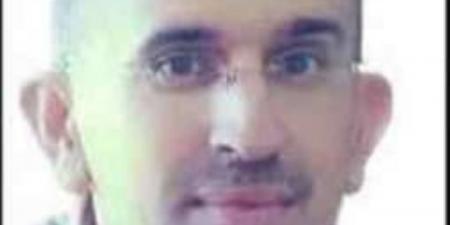 «اليدان المُصَلّيتان».. يا أبي !