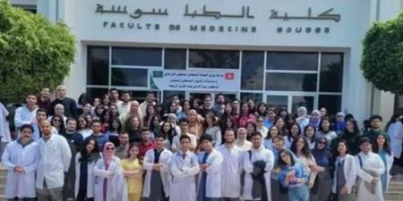 كلية الطب بسوسة تخرّج أول دفعة من الطلبة المتكوّنين بالكامل باللغة الإنجليزية