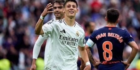 بعد الفوز على سلتا فيغو .. ريال مدريد ومبابي يضغطان على برشلونة وليفاندوفسكي