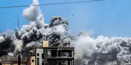 استشهاد فلسطينية في قصف الاحتلال الإسرائيلي منزلا في مدينة غزة