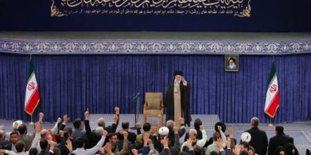 الإمام الخامنئي: الحج أفضل فرصة لاتحاد الأمة الإسلامية وتحقيق مصالحها من غزة إلى اليمن