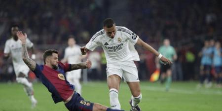 ترتيب الدوري الإسباني قبل موقعة برشلونة وريال مدريد.. من يحسم اللقب؟