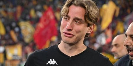 استقبال عاطفي للاعب بوف من مشجعي فيورنتينا وروما