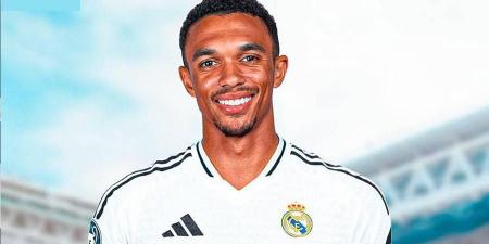 أرنولد يعلن رحيله عن ليفربول.. ويوقع لريال مدريد