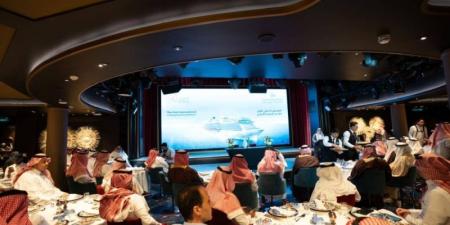 شركات محلية تعرض فرصها للعالم في اول معرض امتياز عائم