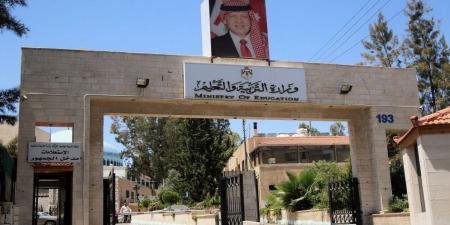 بين التأخير والتجاهل  ..  حراس المدارس الحكومية: لم نتسلم العلاوة الفنية رغم إقرار الموازنة
