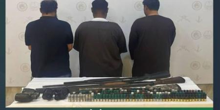 حرس الحدود يضبط 3 مخالفين لنظام البيئة لارتكابهم مخالفة الشروع في الصيد دون ترخيص بمنطقة المدينة