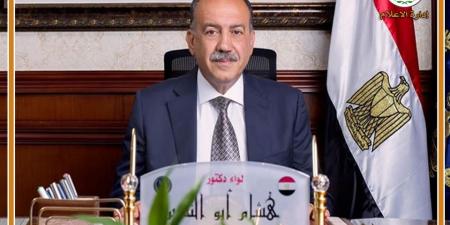 محافظ أسيوط يعلن بدء خطة القوافل الطبية المجانية