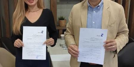الوهم الأمريكي" لجهاد الديناري: كشف نقدي صادم لأسطورة الحلم الأمريكي وتأثيره على الجيل Z