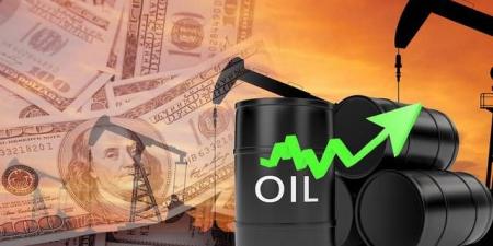 النفط يرتفع بدعم من اتفاق تجاري أمريكي–بريطاني