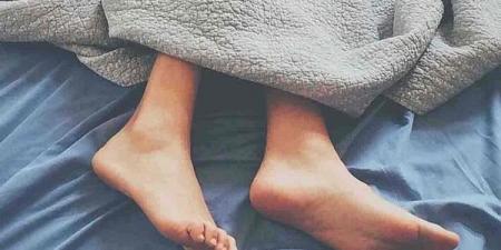 دراسة كورية .. دفء القدمين مفتاح لنوم أفضل