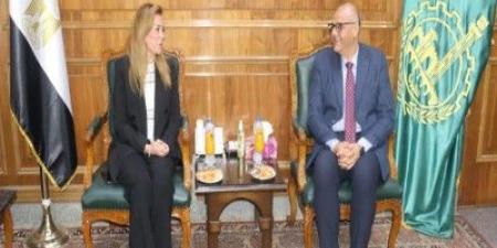 محافظ القليوبية يبحث التعاون مع الاكاديمية الوطنية للتدريب وتاهيل الشباب