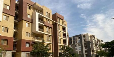 وزير الإسكان يتابع موقف تنفيذ 2548 وحدة بمشروع "ديارنا" السكني المطروح للحجز حالياً بمدينة سوهاج الجديدة