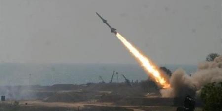الحوثيون: استهدفنا مطار "بن غوريون" وهدفاً حيوياً بمنطقة تل أبيب