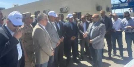 رئيس الوزراء يتفقد ميناء الجاف بشرق بورسعيد