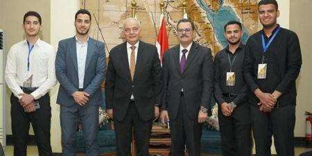 طلاب جامعة الريادة يشاركون في الملتقى الحواري لبناء الوعي
