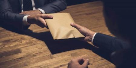 4 سنوات سجن وخطية مالية لمسؤول سابق بولاية تونس في قضية ارتشاء