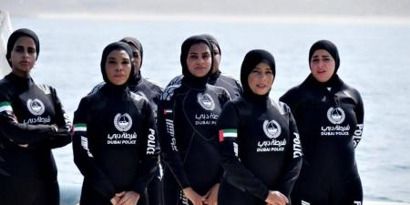 فريق الإنقاذ البحري النسائي.. ريادة في ميادين التحدي