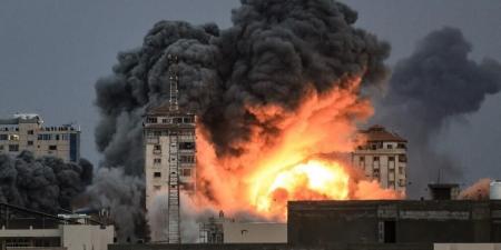 15 قتيلا بينهم أطفال في قصف إسرائيلي لمدرسة بغزة