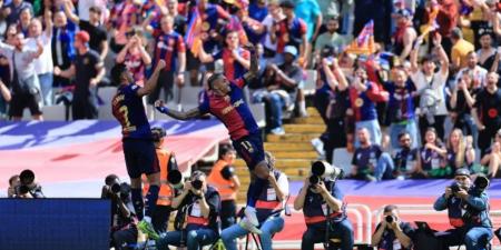 الجمهور كأنه في مسرح.. برشلونة يحول مبارياته إلى حفلات ترفيه