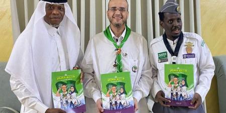 فريق كشافة شباب مكة يكرّم الأحمدي