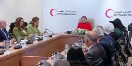 اليوم العالمى للصليب الأحمر والهلال الأحمر بحضور السيدة انتصار السيسى.. فيديو