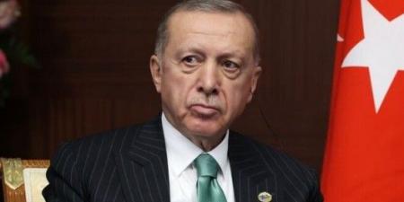 أردوغان يشيد بقرار حزب “العمال الكردستاني” حل نفسه وإلقاء السلاح