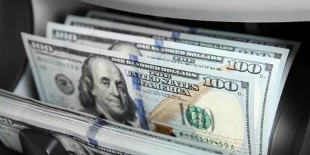 استقرار الدولار بعد تراجعه لأدنى مستوى في ثلاثة أسابيع