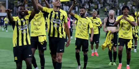 الاتحاد حديث الصحف العالمية بعد التتويج بلقب دوري روشن