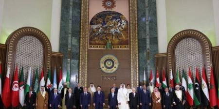 صورة تجمع رؤساء الوفود المشاركة بالقمة العربية في بغداد