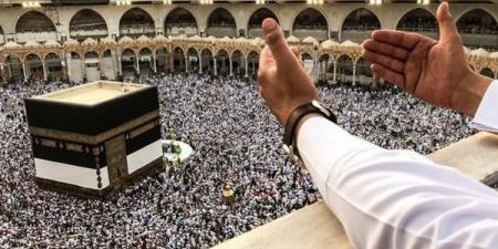الملك سلمان يوجه باستضافة 1000 حاج من ذوي شهداء وأسرى  فلسطين