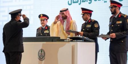وزير «الحرس» يرعى حفل خرِّيجي كلية الملك عبدالعزيز