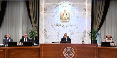 مدبولي: إتاحة المزيد من التيسيرات والمحفزات وإزالة أي تحديات تواجه قطاع الصناعة