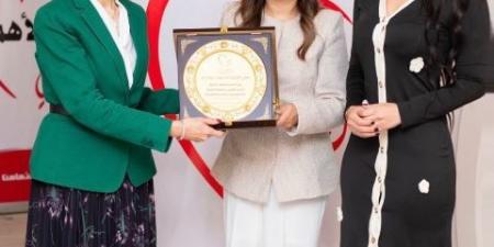 "أنتي الأهم" تكرم الدكتورة هالة زايد تقديرًا لرحلتها في خدمة المرأة المصرية صحياً