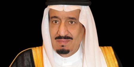 خادم الحرمين الشريفين يهنئ رئيس مجلس القيادة الرئاسي في الجمهورية اليمنية بذكرى يوم الوحدة لبلاده