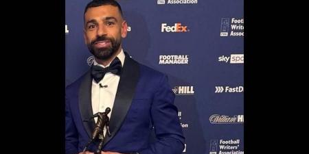 للمرة الثالثة وبعدد أصوات استثنائي..محمد صلاح أفضل لاعب في «البريميرليغ»