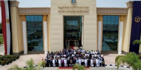 أكاديمية الشرطة تستقبل الشباب المشاركين بمنحة ناصر للقيادة الدولي