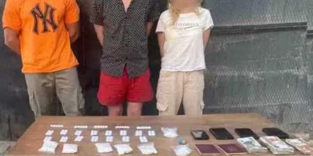 ضبط تشكيل عصابي تخصص في استخلاص مادة فعالة من أحد الأقراص الطبية التى تستخدم فى تصنيع مخدر الآيس تمهيداً لتهريبها خارج البلاد