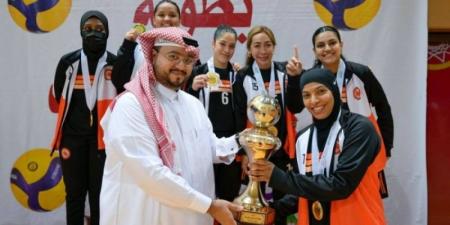 العنقاء يتوج بكاس بطولة نافس للسيدات