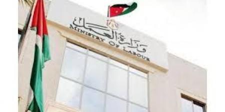 وزير العمل يمدد دوام الموظفين في شعبة اتحاد العمال الأحد
