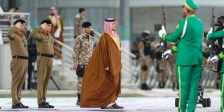 وزير الداخلية يشهد استعراض قوات أمن الحج