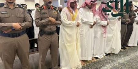 رئيس مركز العالية يؤدي صلاة عيد الأضحى المبارك