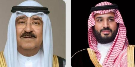 قيادة الكويت تهنئ ولي العهد بنجاح موسم الحج